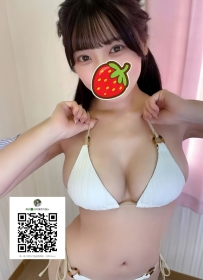童顔巨乳が登場  可愛さ満点のEカップ美少女！