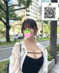 💗魅力的な体つきと甘い笑顔を持っています